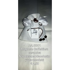 Idea bomboniera: magnete caffettiera ceramica napoletana + sacchetto yuta + confetti