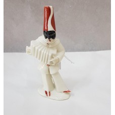  PULCINELLA CON FISARMONICA CM12 IN CERAMICA DI CAPODIMONTE