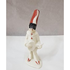 PULCINELLA CON MANDOLINO CM12 IN CERAMICA DI CAPODIMONTE