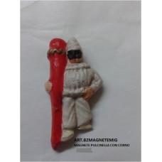 MAGNETE PULCINELLA CON CORNO PASTA CERAMICA