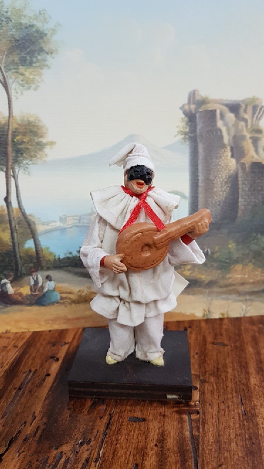 PULCINELLA TERRACOTTA VESTITO CM10 CON MANDOLINO