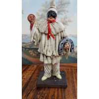 PULCINELLA TERRACOTTA VESTITO CM20 CON 13 E FERRO DI CAVALLO