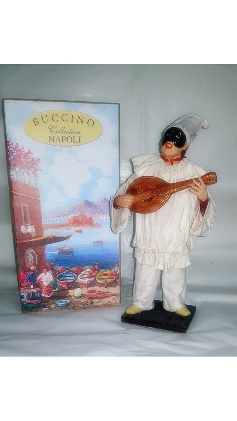 Pulcinella Terracotta Vestito con Mandolino (CM 30)